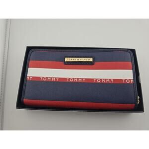 Women's Tommy Hilfiger Striped Logo Zip Wallet Clutch Red/White/Blue Organized